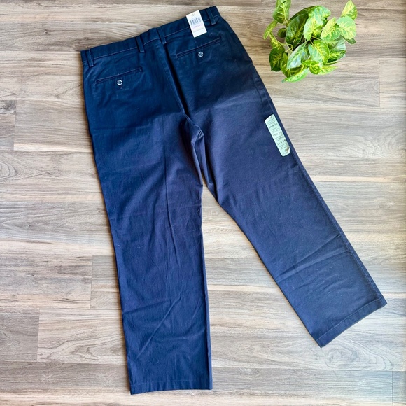 Dockers Size 34x34 Signature Khaki D2 Straight Fit Flat Front Navy Pants - Picture 12 of 12